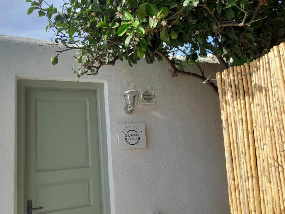 Sunny Guest House New Port Mykonos เตลอส ภายนอก รูปภาพ