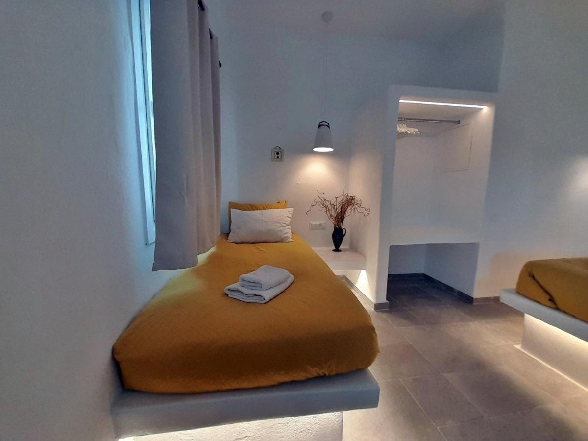 Sunny Guest House New Port Mykonos เตลอส ภายนอก รูปภาพ
