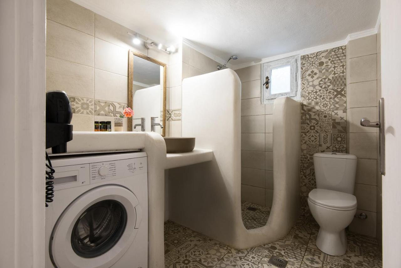 Sunny Guest House New Port Mykonos เตลอส ภายนอก รูปภาพ